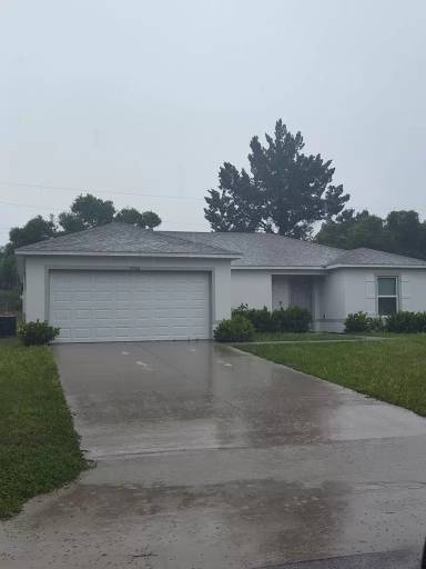 Main picture of 15768 SW 19th Avenue Rd
