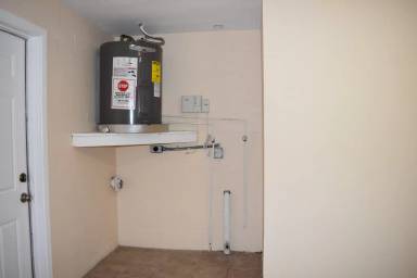 Main picture of 7131 Coventry Dr