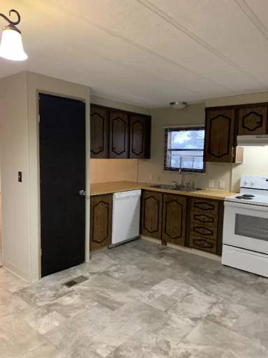Main picture of 2731 Dodge Ave