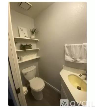 Main picture of 3094 Peppermill Cir