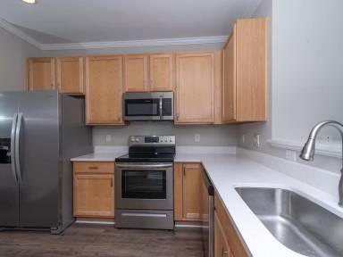 Main picture of 2606 Forest Shadows Ln
