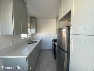Main picture of 4017-4023 Illinois St