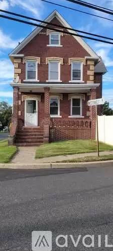 Main picture of 2773 Woodbridge Ave
