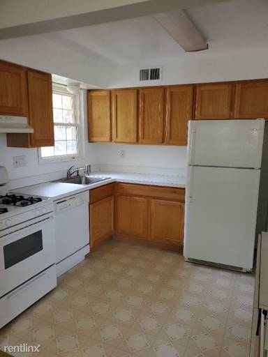 Main picture of 1020 N Daniel St