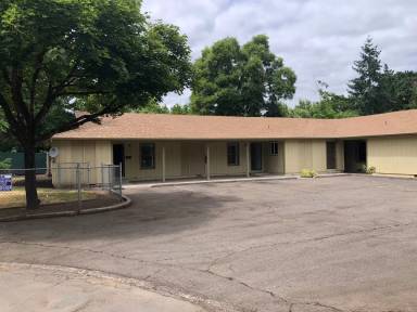 Main picture of 2585 Simpson St SE