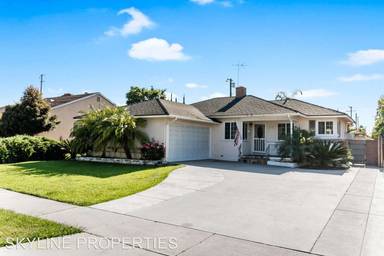 Main picture of 1113 S Cedar Ave