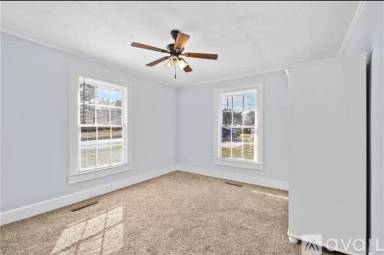 Main picture of 607 Hillside St