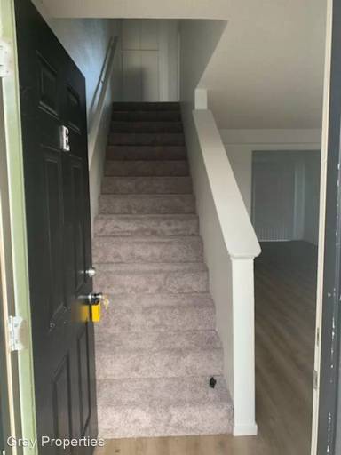 Main picture of 2141 Beach St