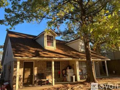 Main picture of 16025 Norwick Ave