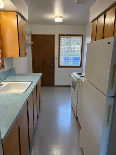 Main picture of 1102 NE 57th Ave
