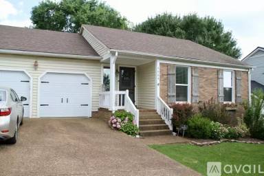 Main picture of 5064 English Village Dr
