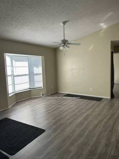 Main picture of 1052 Doyle Rd
