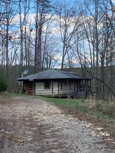 Main picture of 586 Hunter Ridge Ln