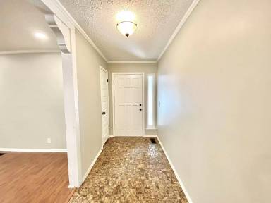 Main picture of 706 N Fir St