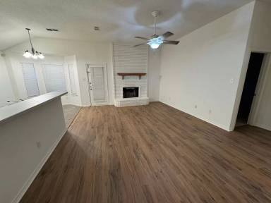Main picture of 2131 Ridgecliff Dr