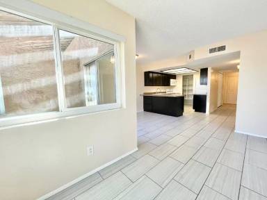 Main picture of 2845 E Grandview Rd