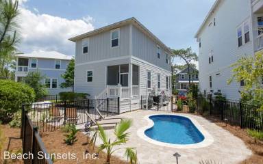 Main picture of 210 Emerald Beach Cir