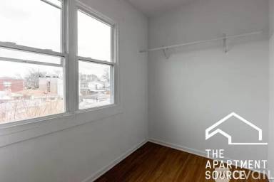 Main picture of 4340 W Shakespeare Ave