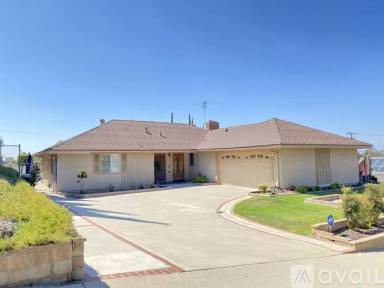 Main picture of 461 Charmingdale Rd