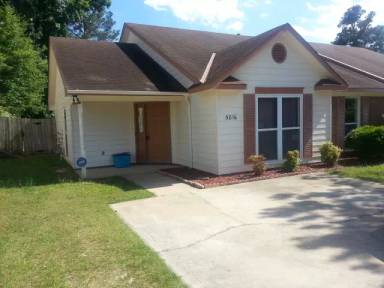 Main picture of 5816 Georgetown Dr