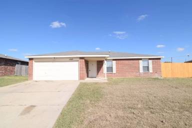 Main picture of 4007 Beach Ball Dr
