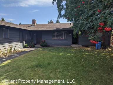 Main picture of 8111 NE 100th Ave