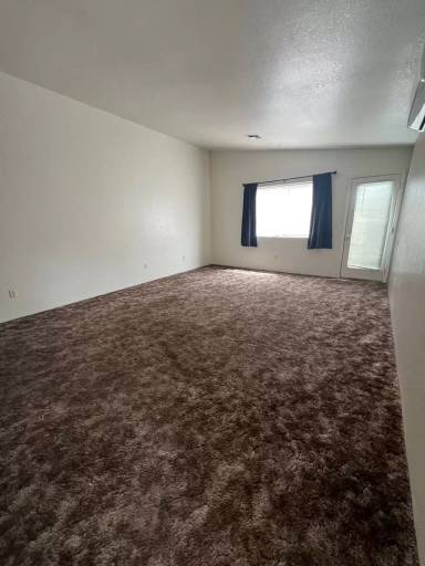 Main picture of 332 Old Fort Rd