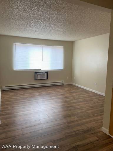 Main picture of 321 N 5th St