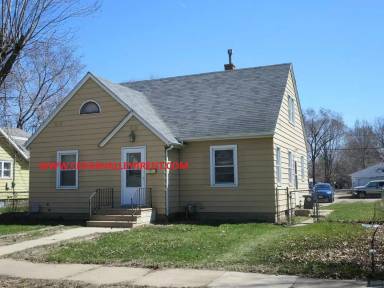 Main picture of 912 Fairview Ave
