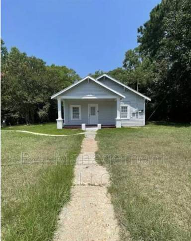 Main picture of 2235 Irwinton Rd