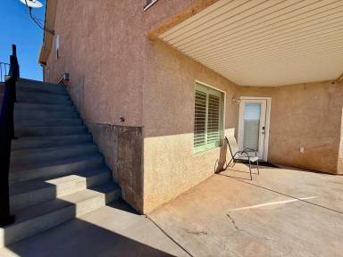 Main picture of 2846 E Overlook Dr