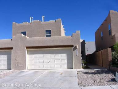 Main picture of 4743 Spanish Sun Ave NE