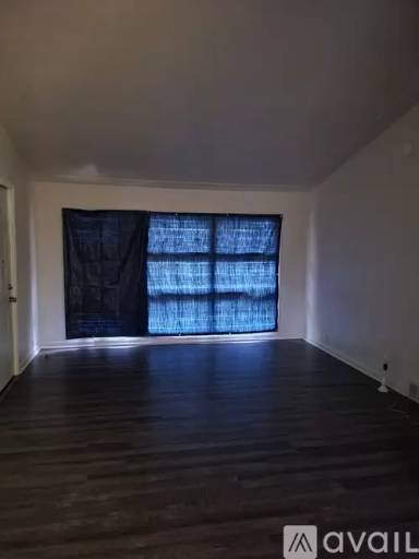 Main picture of 3351 Mona St