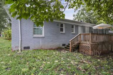 Main picture of 2621 Druid Hills Way