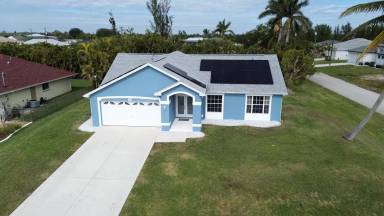 Main picture of 501 SW 27th St