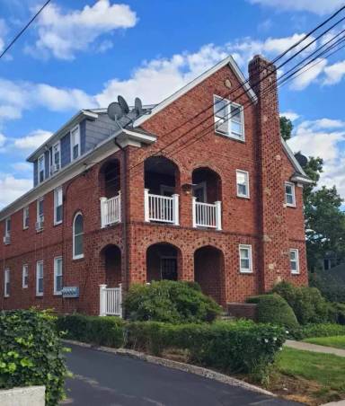 Main picture of 111 Prospect St