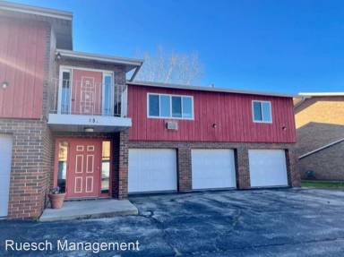 Main picture of 452 S Saint Bernard Dr