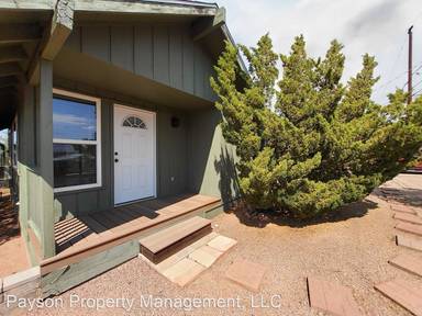 Main picture of 914 W Rim View Rd