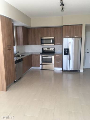 Main picture of 5250 Donald Ross Rd