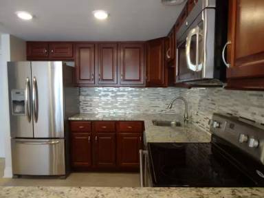 Main picture of 10 E Ontario St Apartments