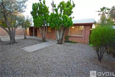 Main picture of 2316 N Richey Blvd
