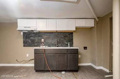 Main picture of 205 Mount Prospect Ave