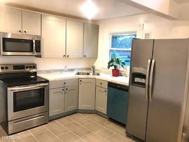 Main picture of 113 Clinton Ave