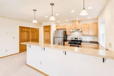 Main picture of 6708 California Ave SW