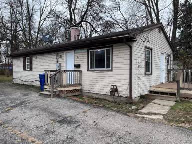 Main picture of 14 Maple St