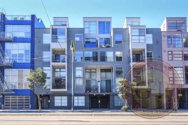 Main picture of 2068 3rd St
