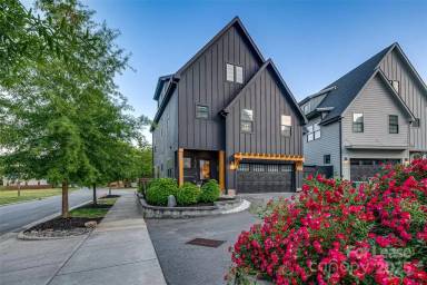 Main picture of 1505 Landis Ave