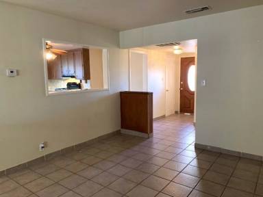 Main picture of 3261 Northview Dr