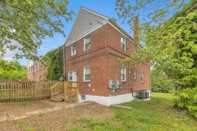 Main picture of 1100 Mount Holly St