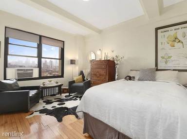 Main picture of 166 2nd Ave Apartments